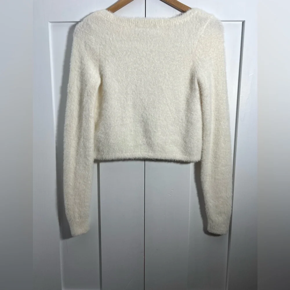 Hollister Cream Fuzzy Tie-Front Cropped Cardigan XS - Picture 2 of 6
